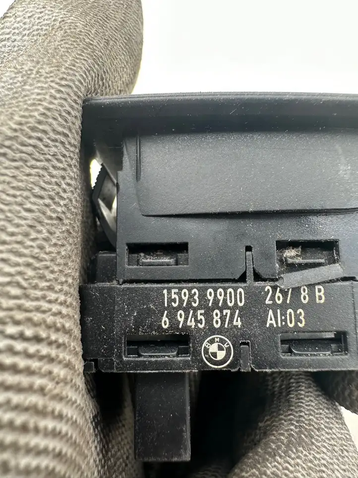 BMW 3 E92 E93 (2005 - 2014) 6945874 Кнопка стеклоподъемников — фото 2