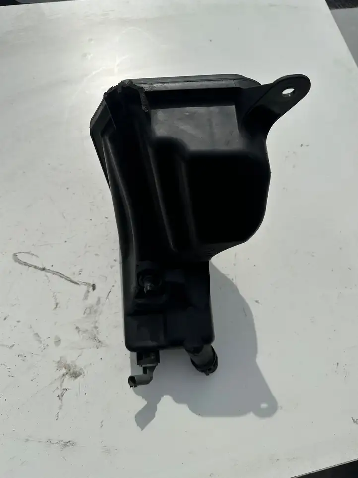 BMW 3 E90 E91 (2005 - 2012) 7543026 Расширительный бачок — фото 3