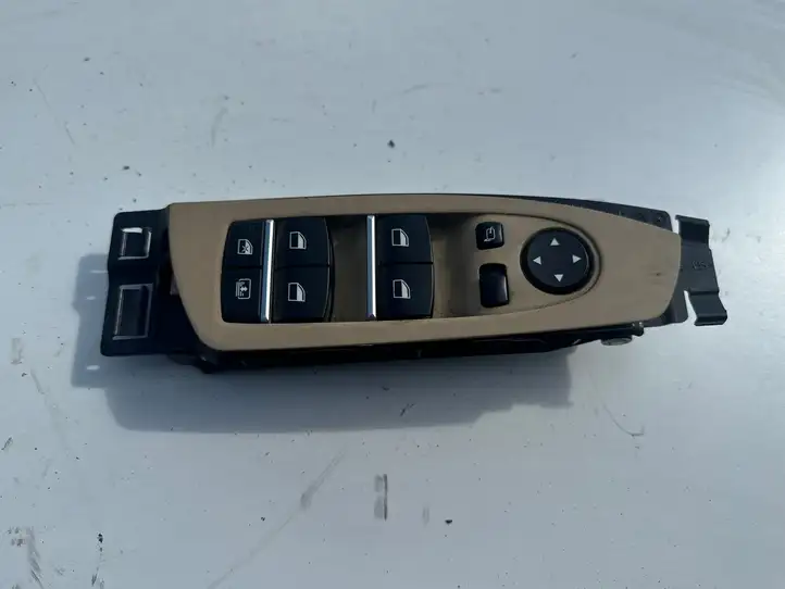 BMW 5 F10 F11 (2009 - 2016) 9163586 Блок кнопок стеклоподъемников — фото 1