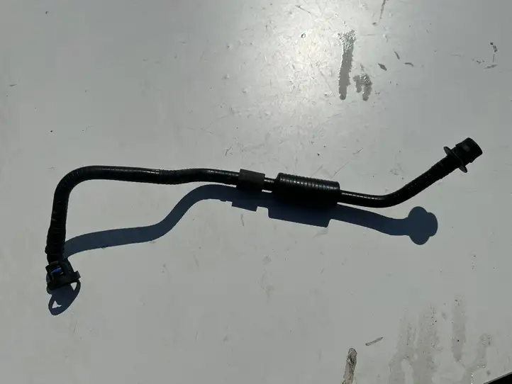 BMW 3 F30 F35 F31 (2012 - 2018) 7636128 Трубка подачи воздуха — фото 1