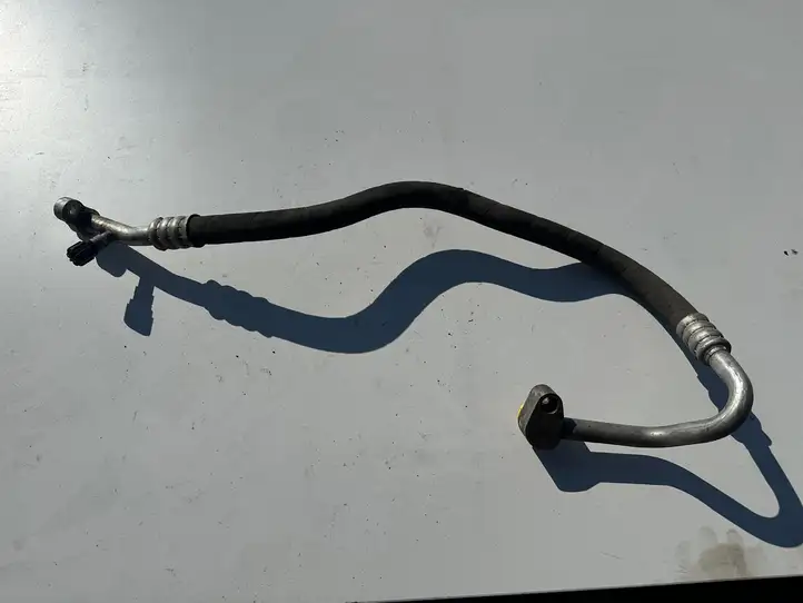 BMW 3 F30 F35 F31 (2012 - 2018) 9212232 Трубки и шланги кондиционера — фото 2