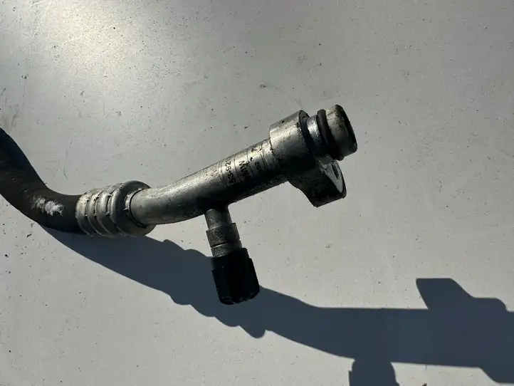 BMW 3 F30 F35 F31 (2012 - 2018) 9212232 Трубки и шланги кондиционера — фото 3