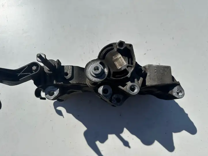 BMW X3 F25 (2010 - 2017) 8506863 Кронштейн двигателя — фото 1