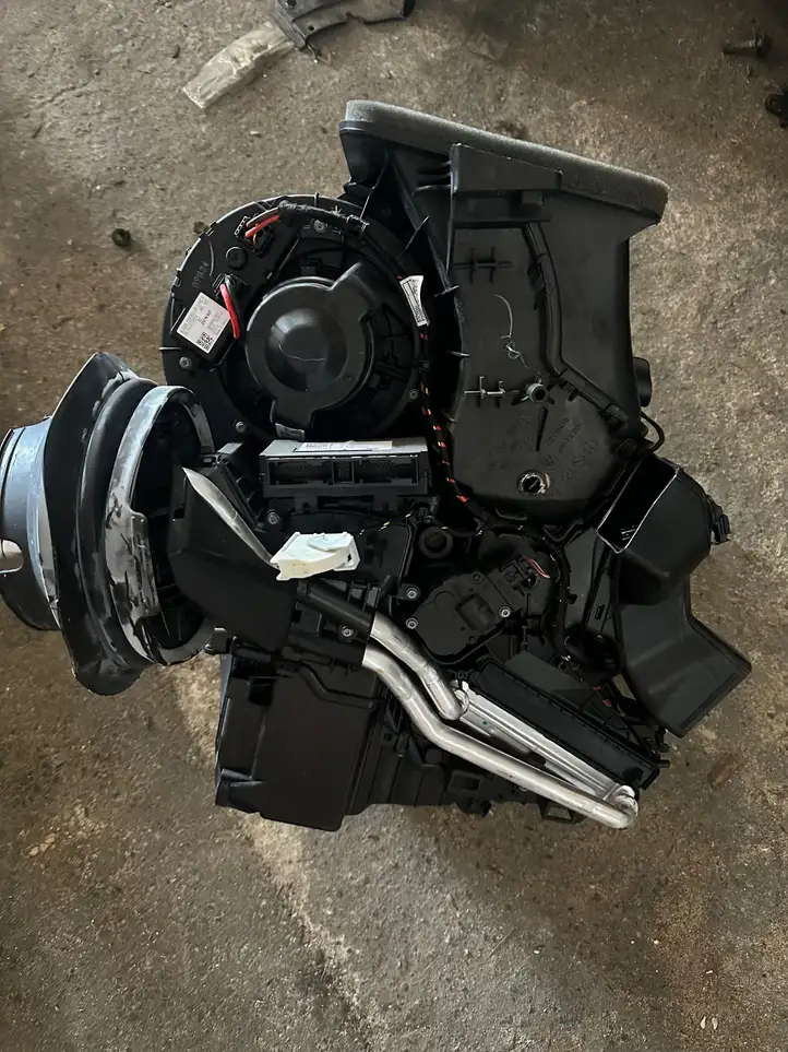 BMW 2 F45 (2014 - 2021) 9383117 Комплект системы вентиляции салона — фото 2