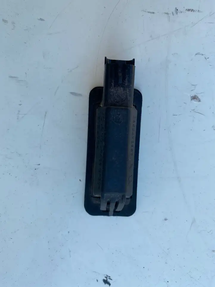 Citroen C4 Cactus (2014 - 2017) 9682403680 Подсветка номера — фото 2