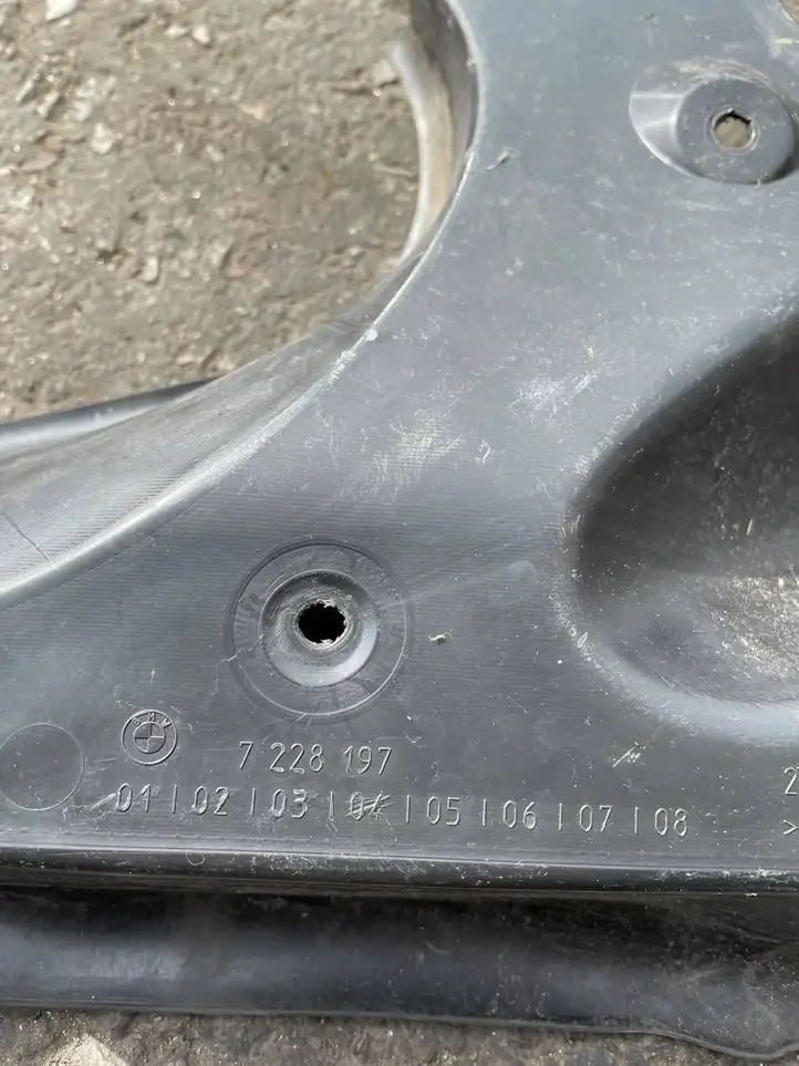 BMW 6 F12 F13 (2010 - 2018) 7228197 Прочая отделка багажника — фото 4