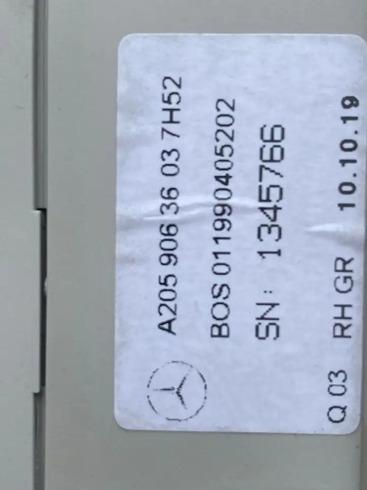 Mercedes-Benz C W205 (2014 - 2021) A2059063603 Задний фонарь в крышке багажника — фото 9