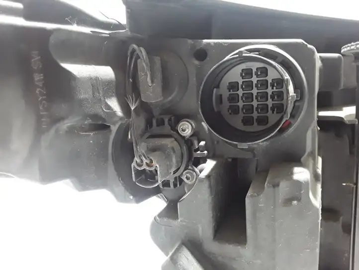 Land Rover Evoque I (2011 - 2015) BJ3213W030AE Передняя фара — фото 4