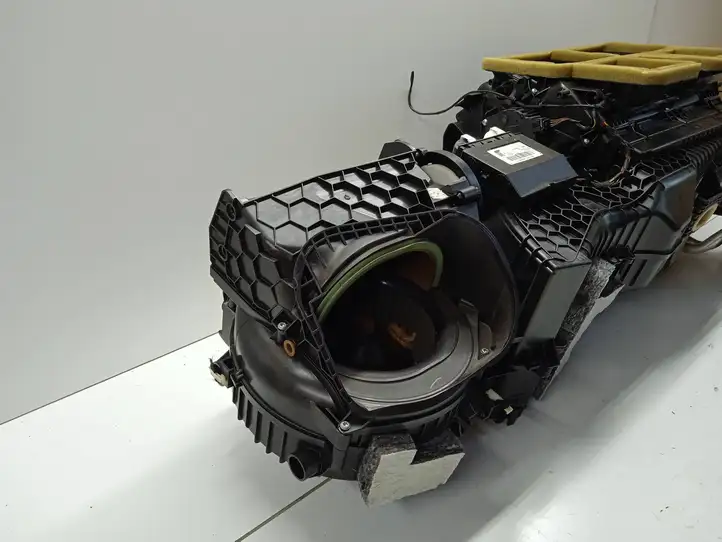 BMW 1 F20 F21 (2011 - 2019) 9197710 Комплект системы вентиляции салона — фото 3