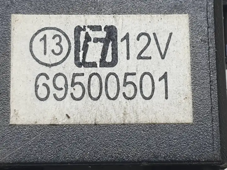 Iveco Daily Daily 40.8 (2001 - 2009) 69500501 Кнопка обогрева зеркал — фото 5