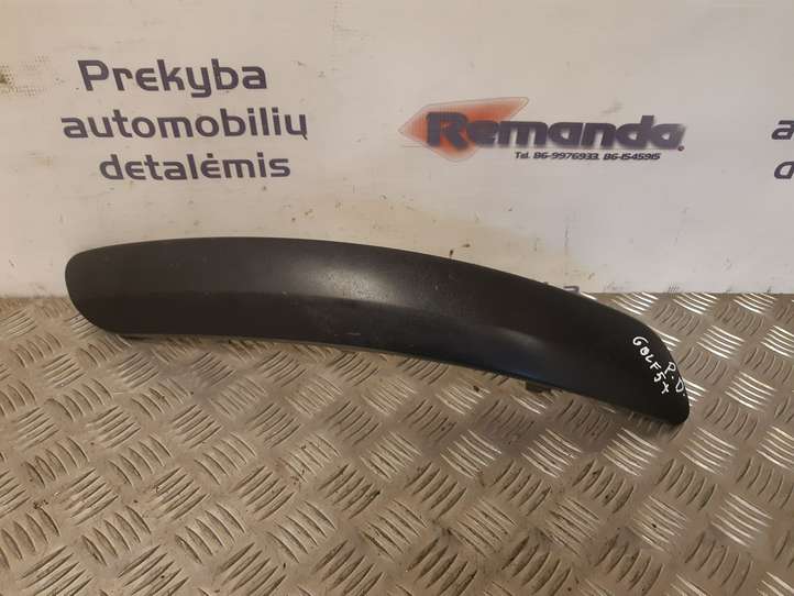 Volkswagen Golf Plus (2004 - 2008)  5M0807718 Нижняя часть бампера (губа)