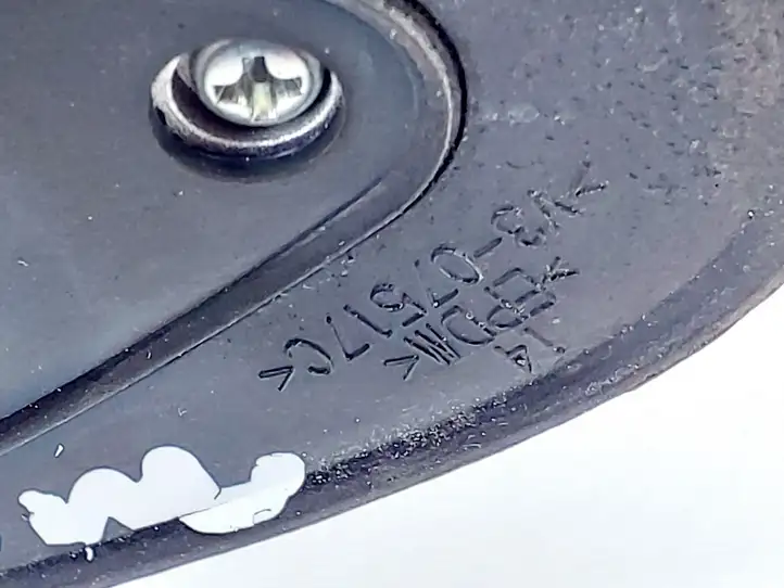 Toyota Yaris (2012 - 2014) GPS антенна — фото 5