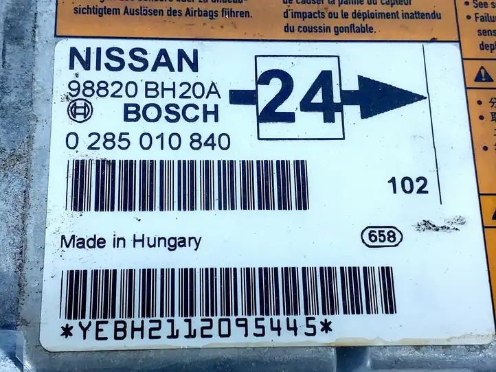 Nissan Note (E11) (2006 - 2014) 98820BH20A Блок управления SRS — фото 2