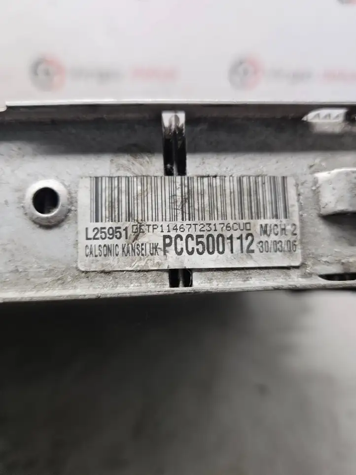 Land Rover Discovery 3 - LR3 (2004 - 2009) PCC500112 Радиатор охлаждающей жидкости двигателя — фото 5