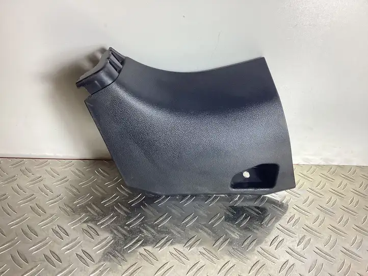 Lexus GS 250 300 350 300h 450h (2015 - 2020) 6211248070 Боковая отделка ногового пространства — фото 1