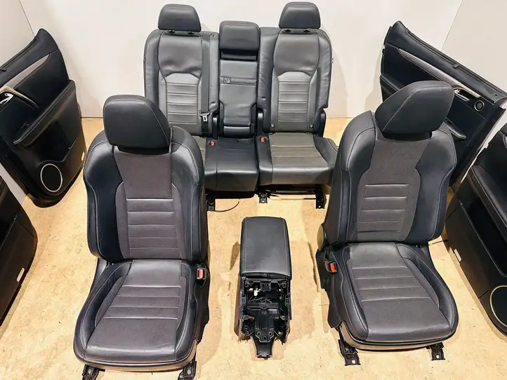 Lexus RX 450H (2015 - 2019) 6777548060 Комплект салона — фото 1