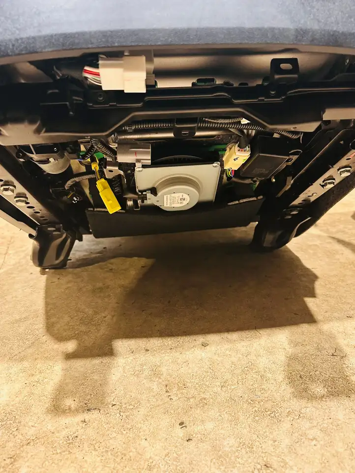 Lexus RX 450H (2015 - 2019) 6777548060 Комплект салона — фото 3