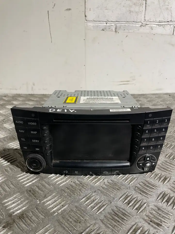 Mercedes-Benz E W211 (2002 - 2009) A2118270157 Навигационные карты CD/DVD — фото 1