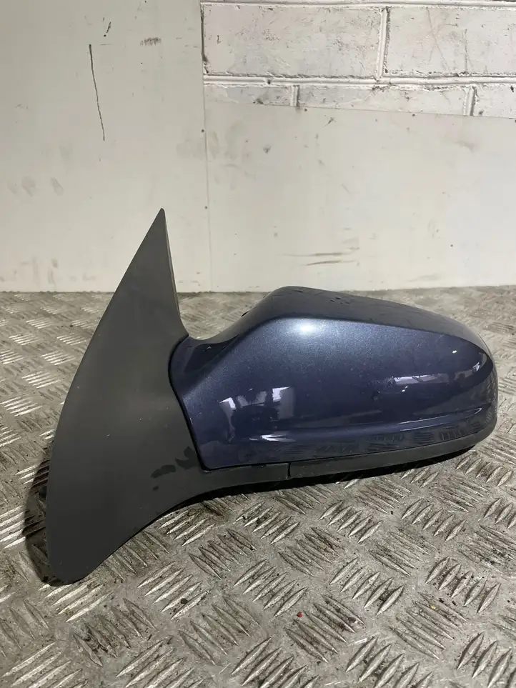 Opel Astra H (2004 - 2009) E11026218 Боковое зеркало с электроприводом — фото 4