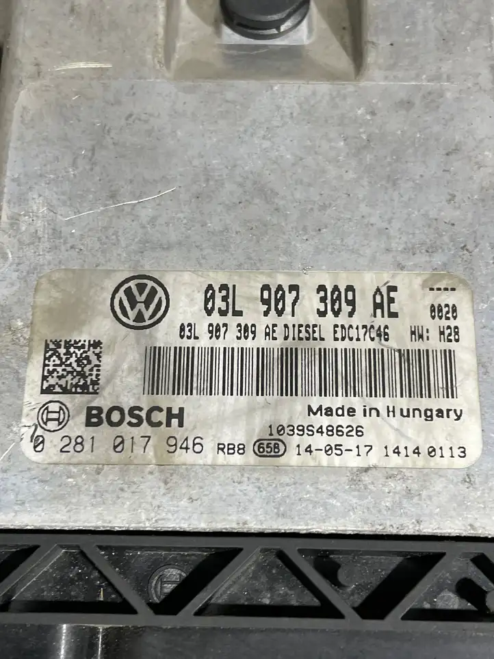 Volkswagen Tiguan (2011 - 2016) 03L907309AE Блок управления двигателем (ЭБУ) — фото 3