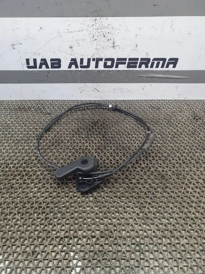 Ford Focus (2011 - 2015) AM5116C657AG Трос капота — фото 1