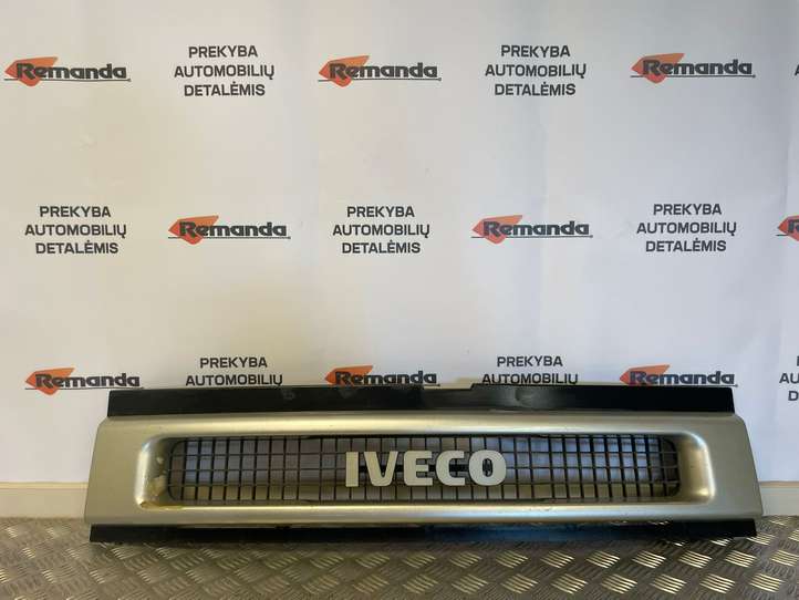 Iveco Daily 35-40.10 (2001 - 2016)   Передняя решётка