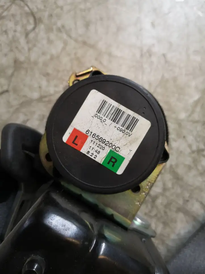Opel Astra J (2009 - 2012) 616569200C Задний ремень безопасности — фото 4