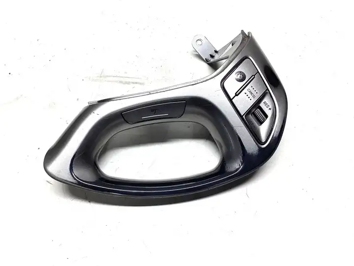 Hyundai ix35 (2009 - 2013) 967002S800 Кнопки на рулевом колесе — фото 1