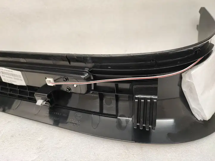 Volvo XC90 (2019 - ) 39829992 Внутренняя отделка переднего порога — фото 2