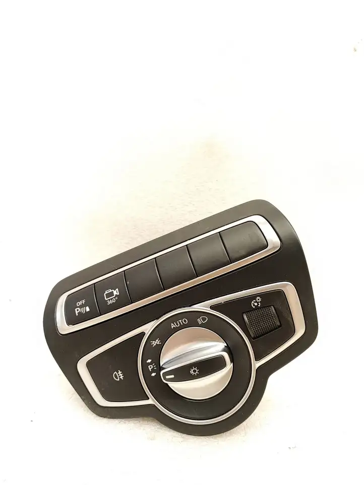Mercedes-Benz GLC X253/C253 (2015 - ) A2059051810 Включатель фонарей — фото 1