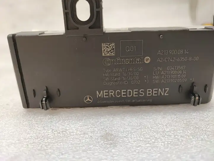Mercedes-Benz E W213 (2016 - ) A2139000814 Блок управления крышкой багажника — фото 3