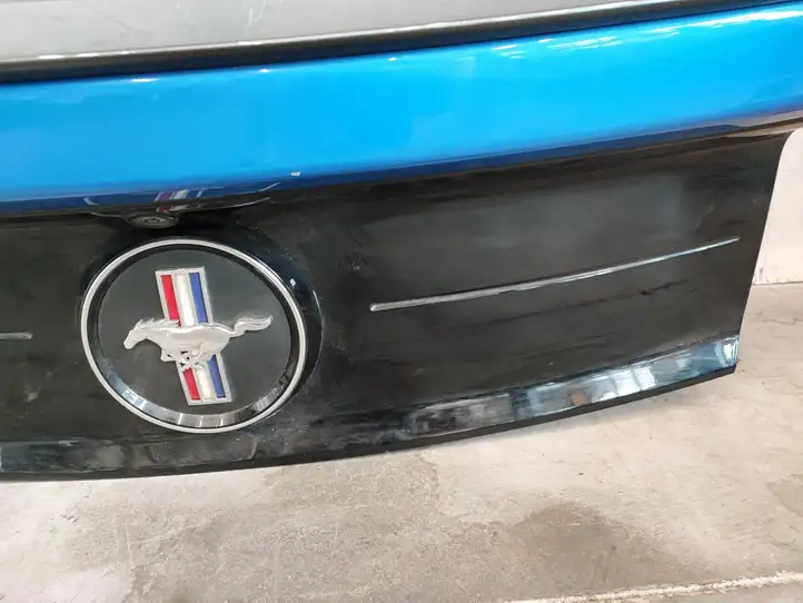 Ford Mustang VI (2015 - ) Крышка багажника — фото 7