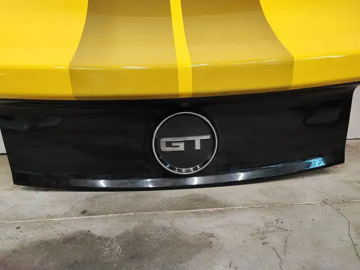 Ford Mustang VI (2015 - ) Крышка багажника — фото 3