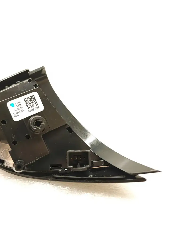Mitsubishi ASX (2017 - 2019) 8616A040 Кнопки на рулевом колесе — фото 2