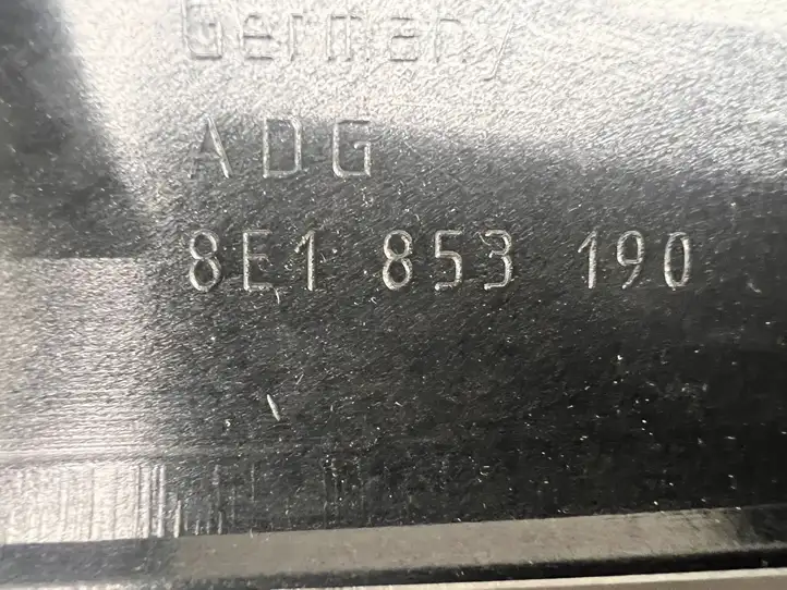 Audi A4 S4 B6 8E 8H (2000 - 2006) 8E1853190B Прочие детали салона — фото 8