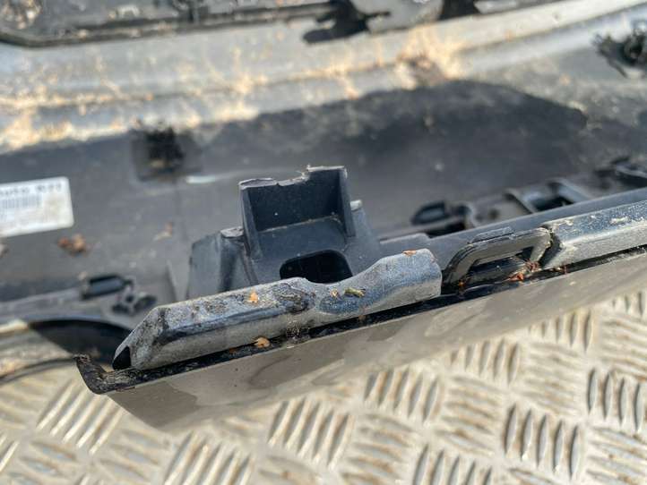 Audi TT (2014 - 2018)  8S0807521A Нижняя часть бампера (губа)