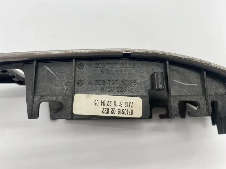 Mercedes-Benz C W203 (2000 - 2007) A2037272028 Блок кнопок стеклоподъемников — фото 2