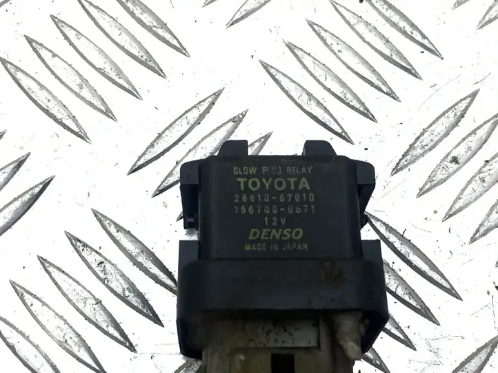 Toyota Yaris (2005 - 2009) 2861067010 Реле накала свечей — фото 3