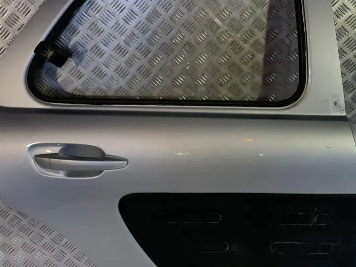 Citroen C4 Cactus (2014 - 2017) Задняя дверь — фото 3