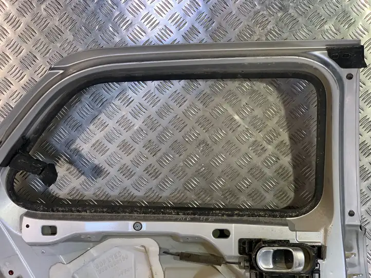 Citroen C4 Cactus (2014 - 2017) Задняя дверь — фото 6