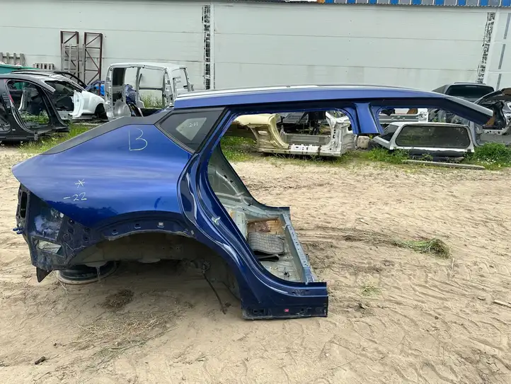 Kia EV6 (2021 - ) Задняя часть кузова — фото 20