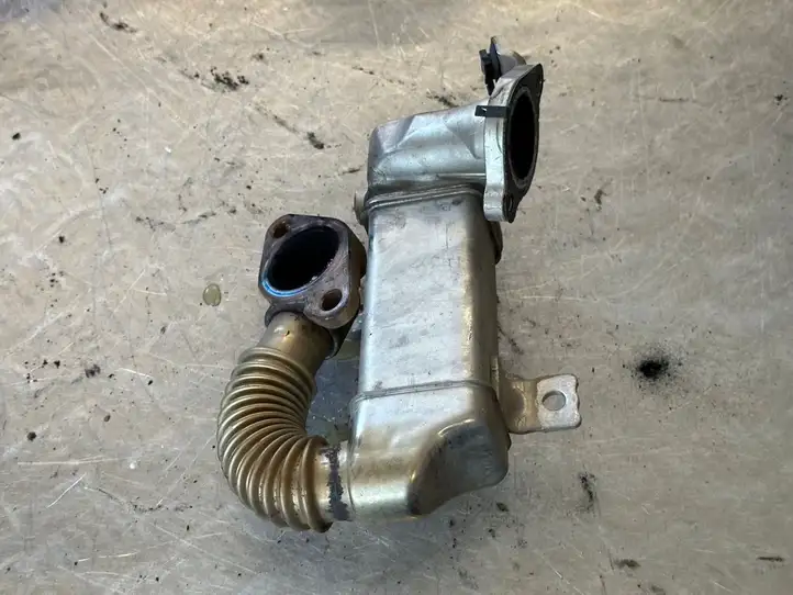 Nissan Qashqai (2010 - 2013) 147350264R Охладитель клапана EGR — фото 4