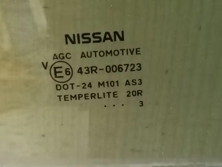 Nissan Qashqai (2010 - 2013)   Основное стекло задних дверей