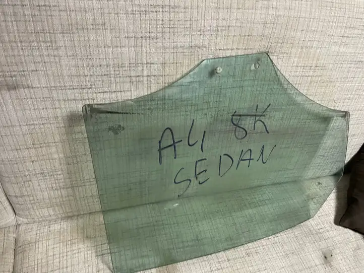 Audi A4 S4 B8 8K (2011 - 2015) 43R001582 Стекло задней двери — фото 4