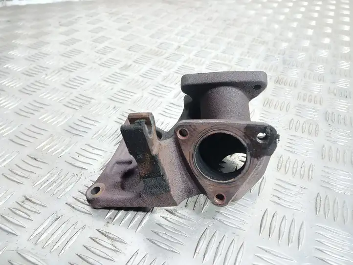 Audi A6 S6 C6 4F (2008 - 2011) 059131799L Другая деталь (детали) коллектора выброса — фото 3
