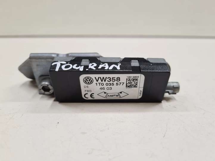 1T0035577 Volkswagen Touran I Antenos stiprintuvas