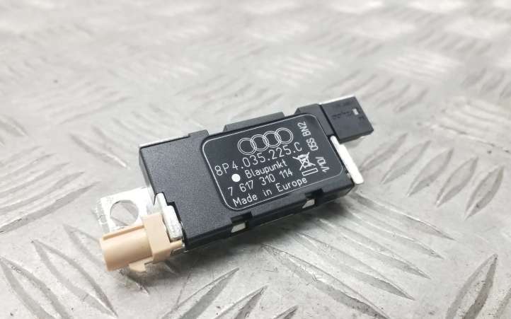 8P4035225C Audi A3 S3 8P Antenos stiprintuvas