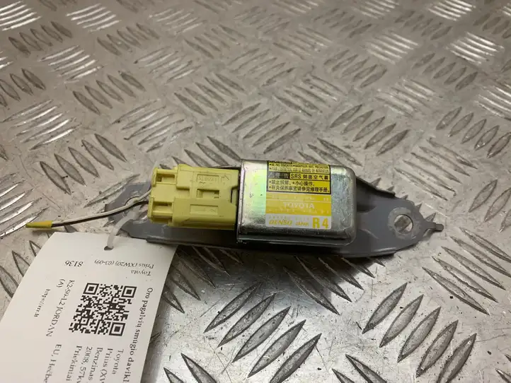 Toyota Prius (XW20) (2003 - 2009) 8983347030 Датчик удара SRS — фото 1
