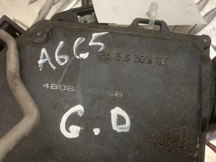 Audi A6 S6 C5 4B (1997 - 2001) 4B0839016B Замок задней двери — фото 2