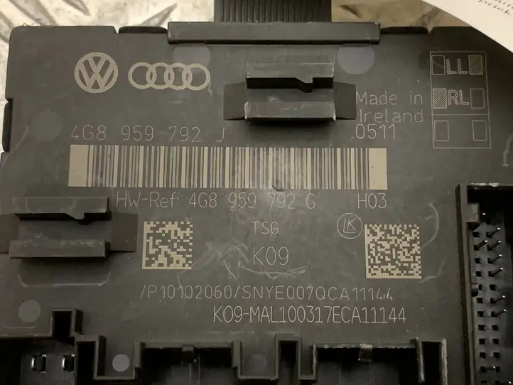 Audi A6 C7 (2011 - 2014) 4G8959792J Блок управления дверью — фото 2